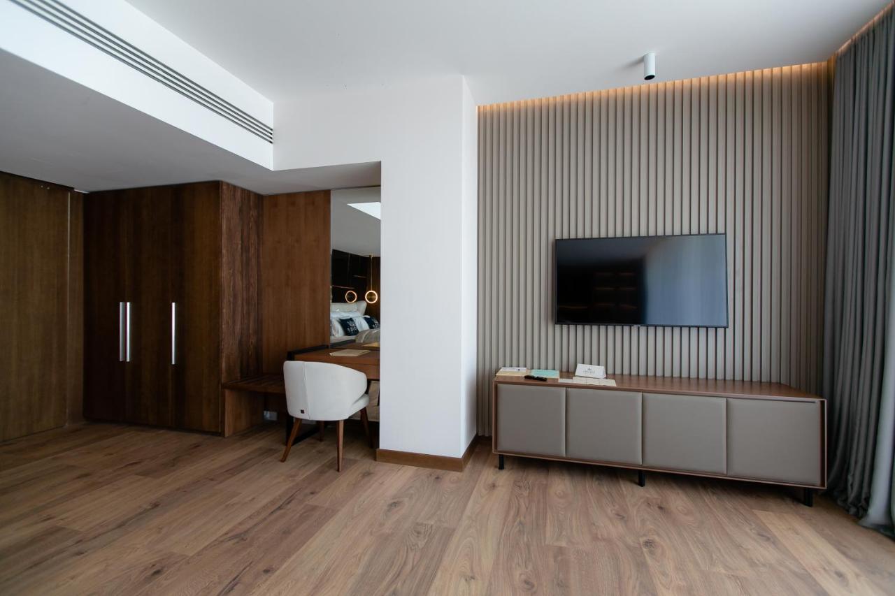 Empire Beach Resort Adults Only Dhermi Bagian luar foto