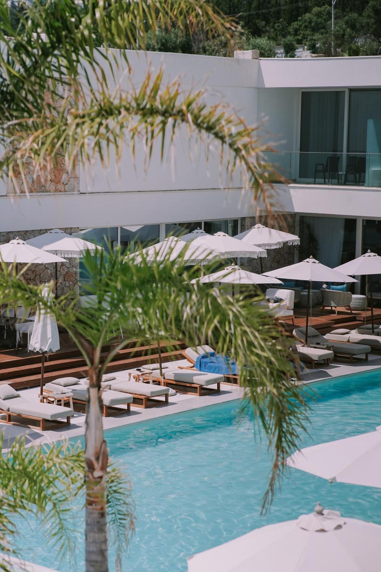 Empire Beach Resort Adults Only Dhermi Bagian luar foto