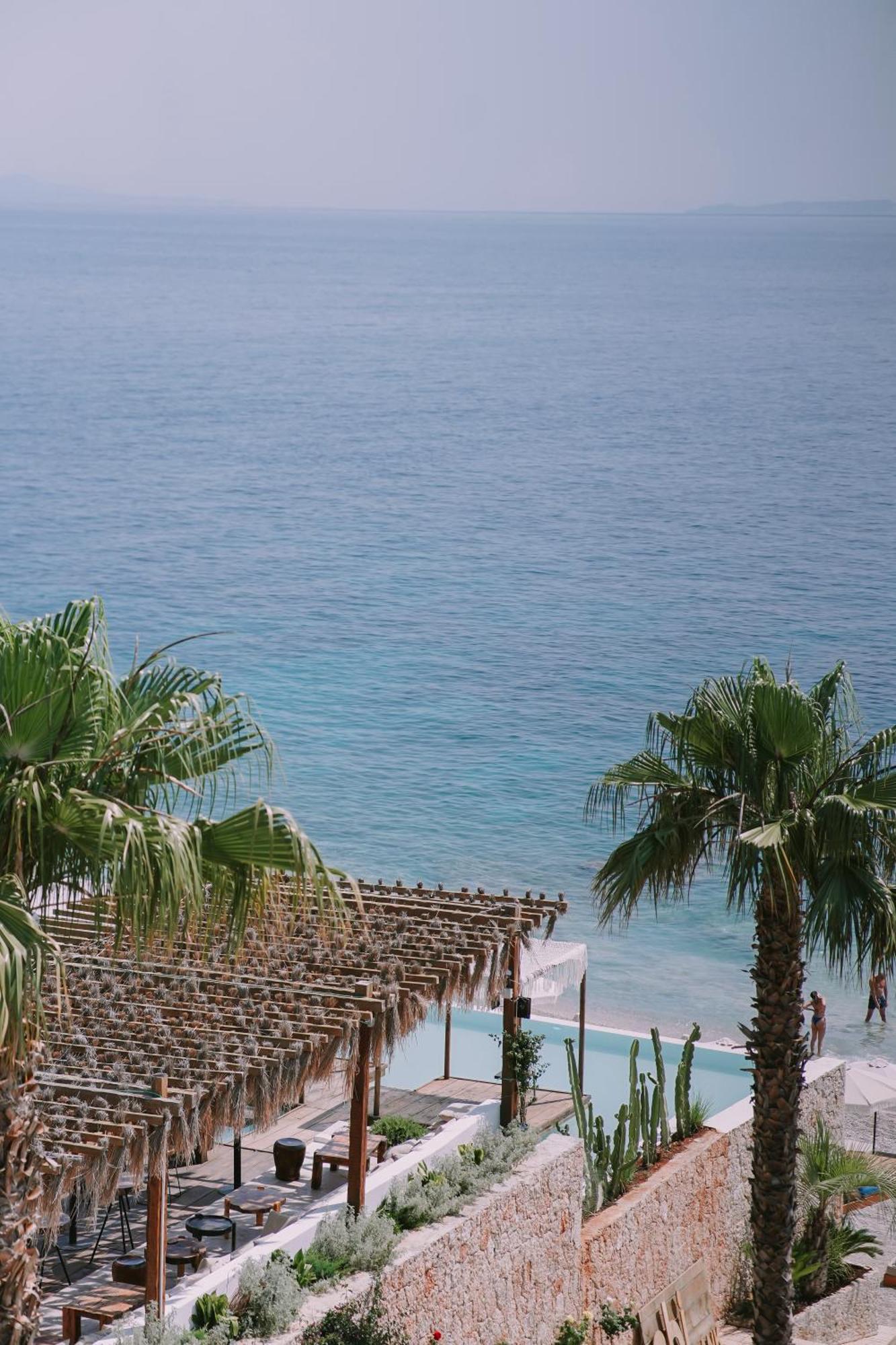 Empire Beach Resort Adults Only Dhermi Bagian luar foto