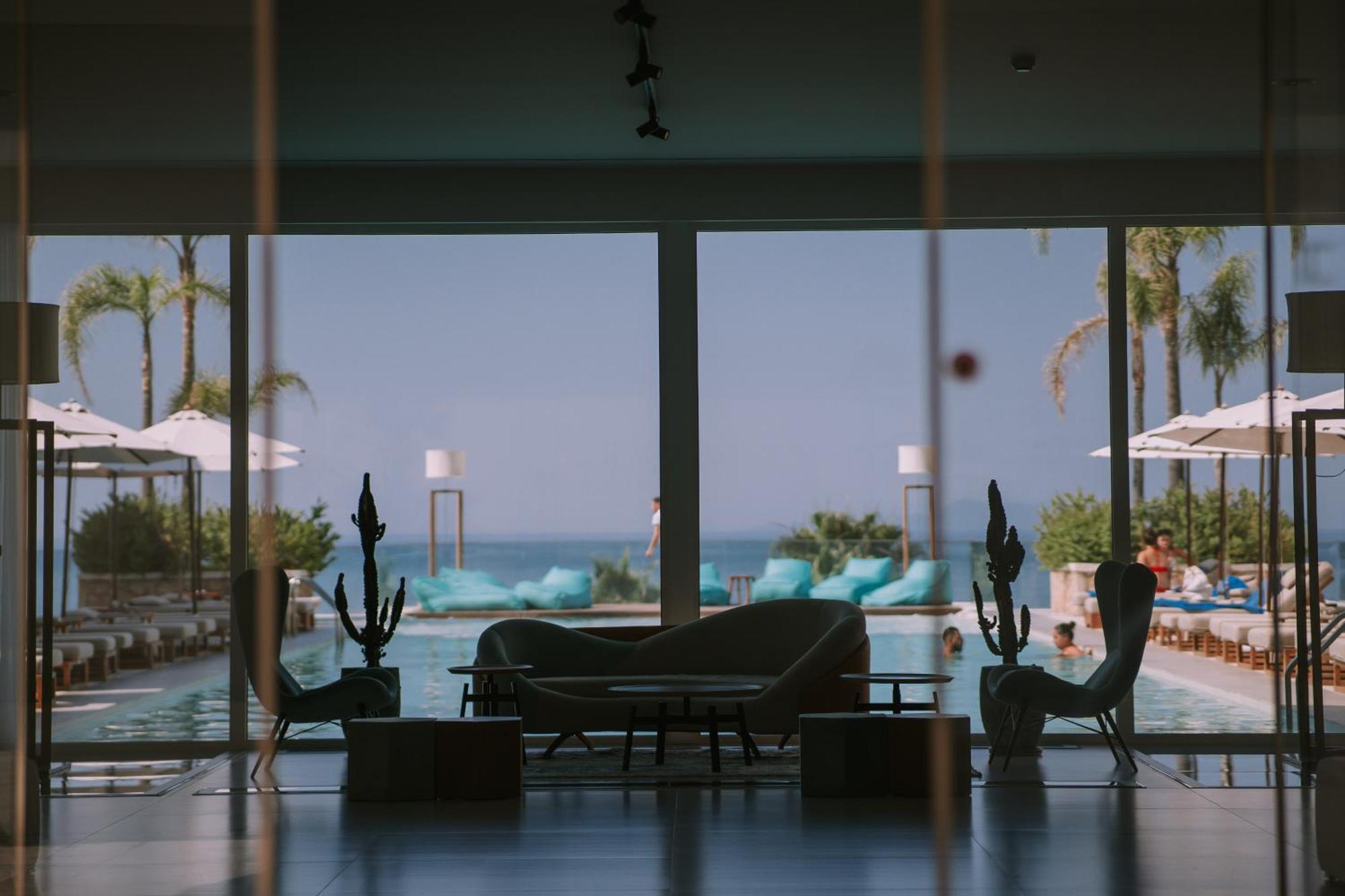 Empire Beach Resort Adults Only Dhermi Bagian luar foto