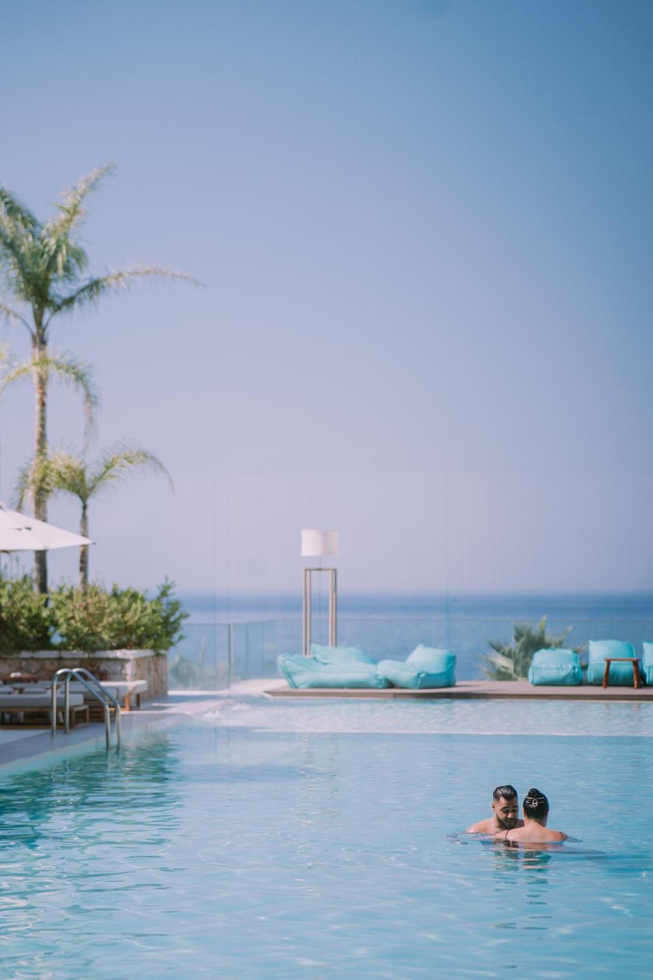Empire Beach Resort Adults Only Dhermi Bagian luar foto