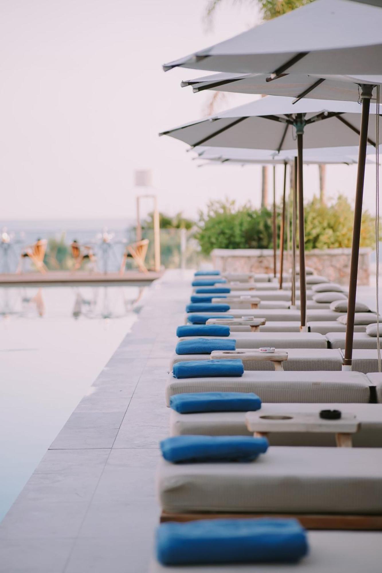 Empire Beach Resort Adults Only Dhermi Bagian luar foto
