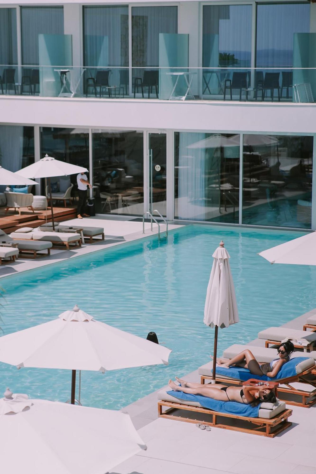 Empire Beach Resort Adults Only Dhermi Bagian luar foto
